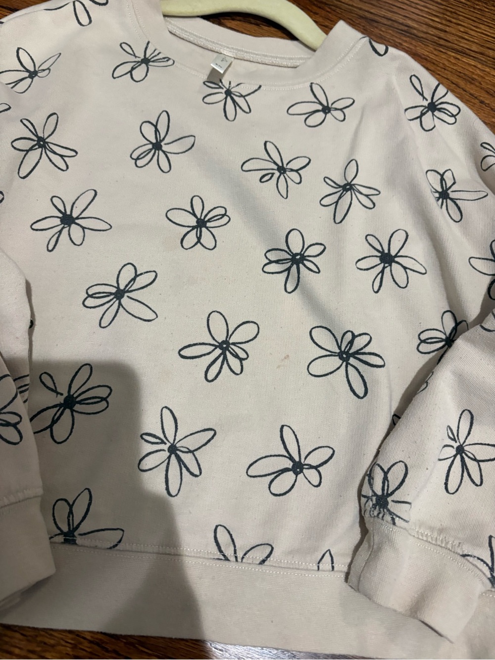 Daisey matching short set - Picture 2 of 6